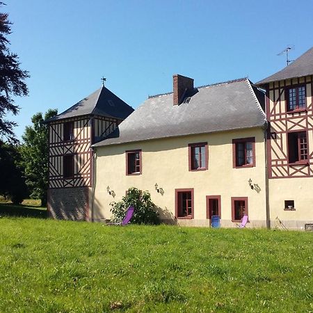 Le Manoir Des Arts Bed and Breakfast Saint-Samson-de-Bonfossé Eksteriør billede